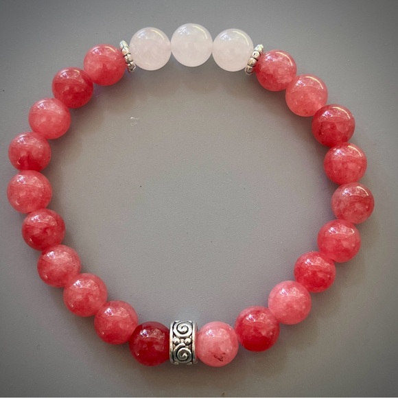 Bright Pink Jade and Rose Quartz Handcrafted Bead Bracelet - Picture 4 of 6